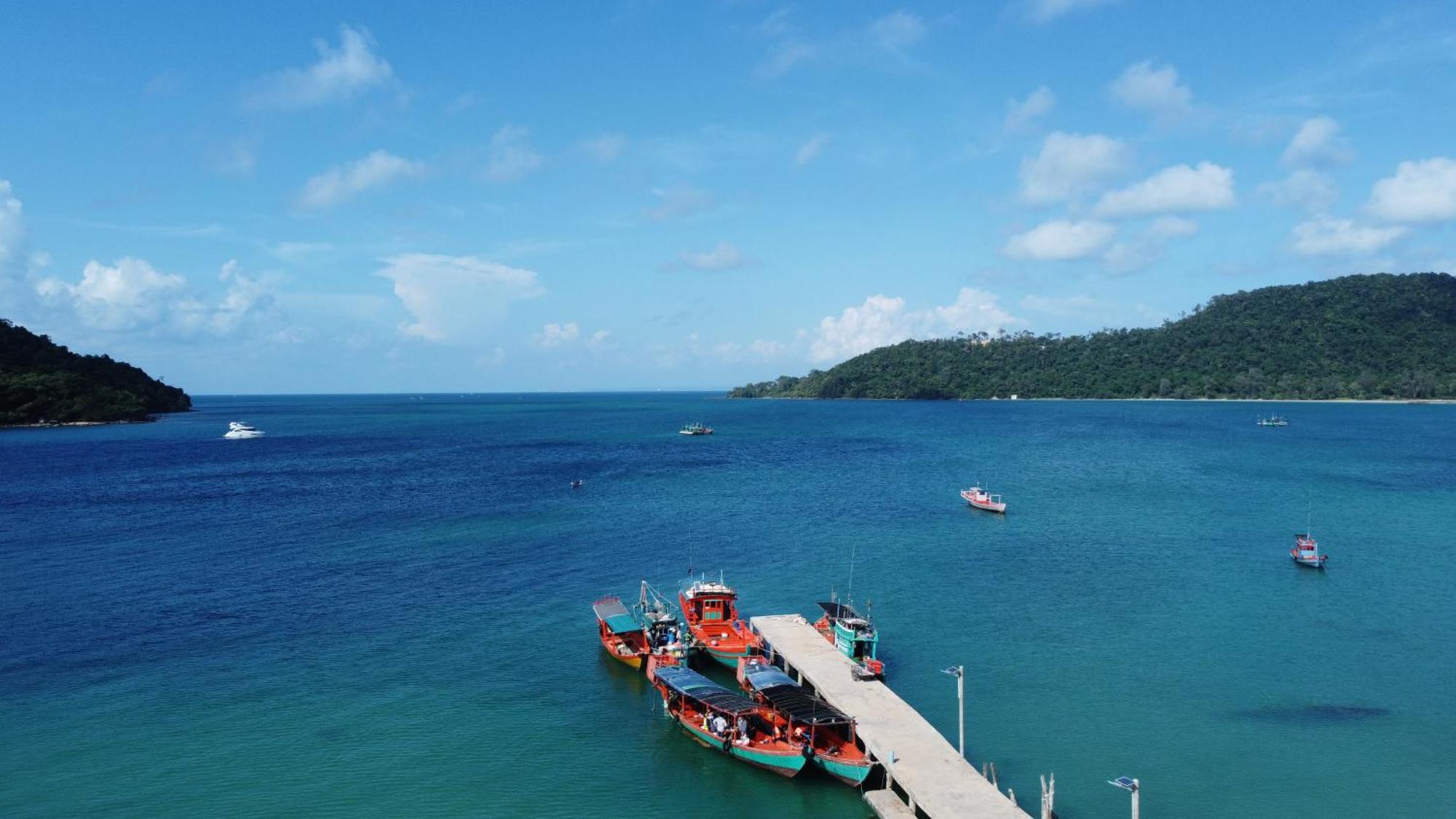 Coral Hotel Koh Rong Sanloem Luaran gambar